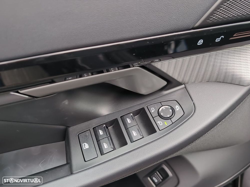 BMW 530 e Pack Desportivo M - 15