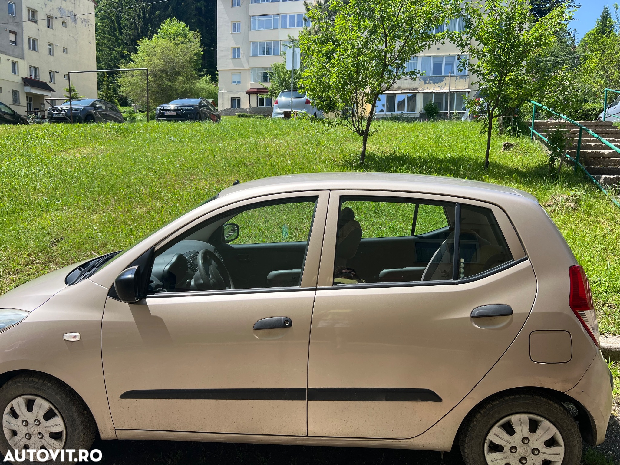 Hyundai i10 1.1 SOHC 5DR GL CLASSIC - 3