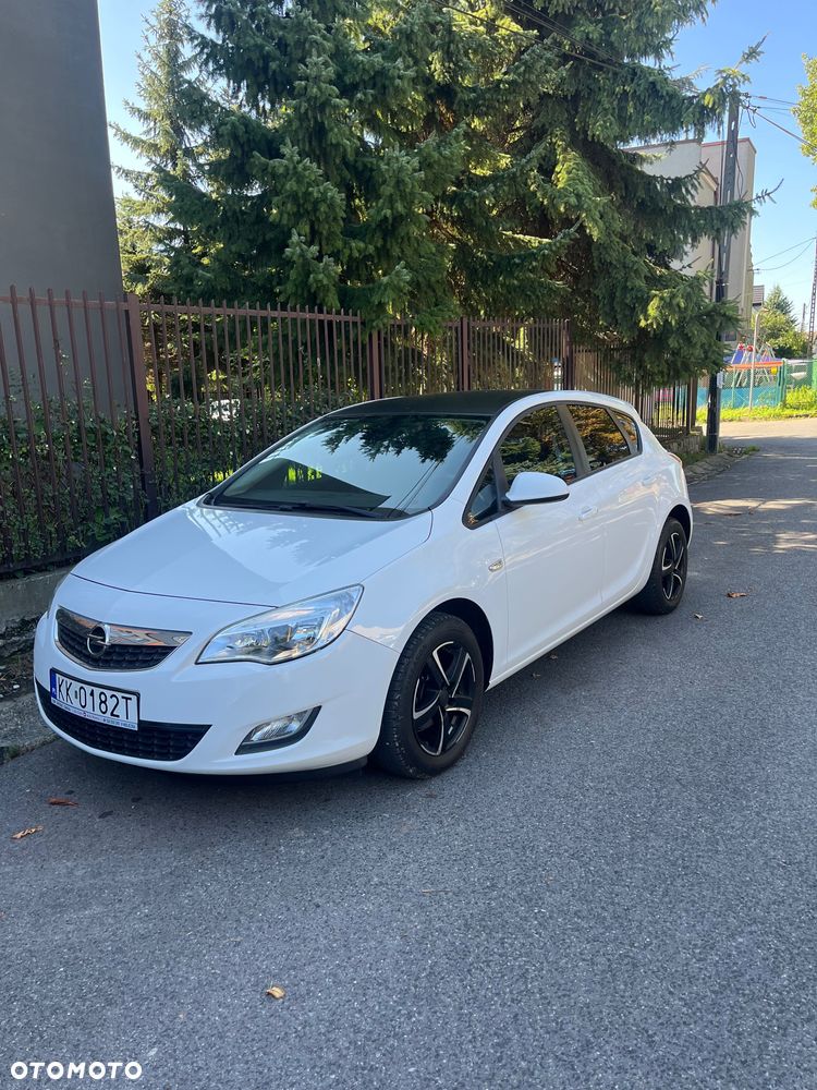 Opel Astra - 1