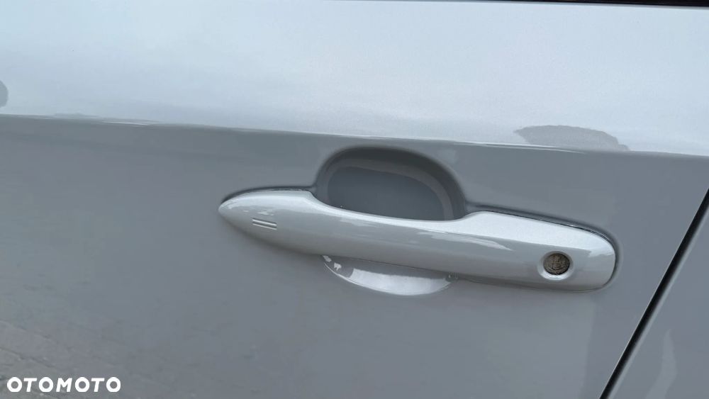 Toyota Corolla 1.8 Hybrid - 11