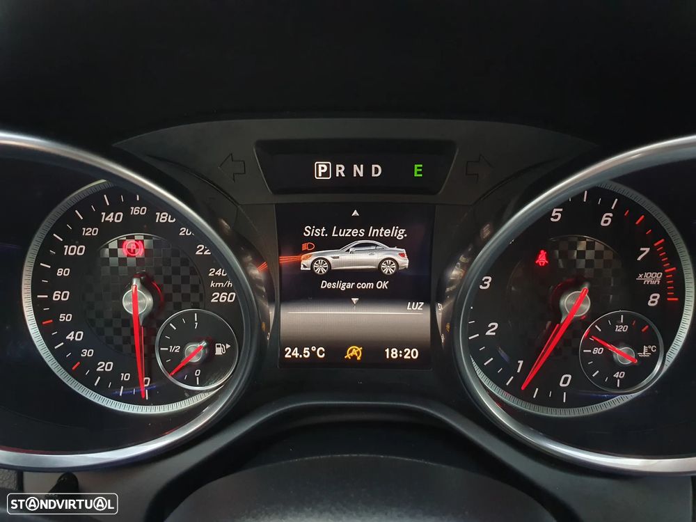 Mercedes-Benz SLC 180 9G-TRONIC RedArt Edition - 17