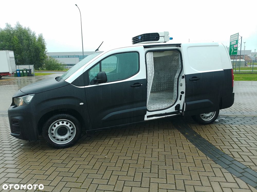 Peugeot Partner Berlingo Combo Doblo L2 Izoterma Chłodnia Mroźnia do lodów minus 20 stopni 220V grzanie 3 osoby - 25