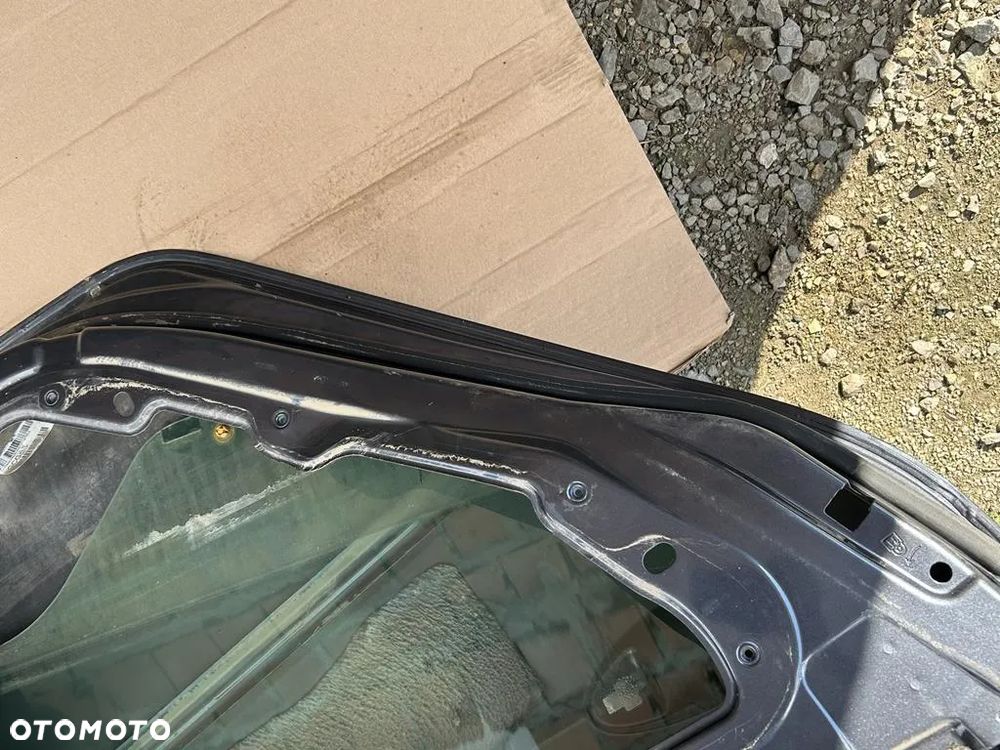 drzwi tył tylne lewe Ford Fiesta mk7 - 9