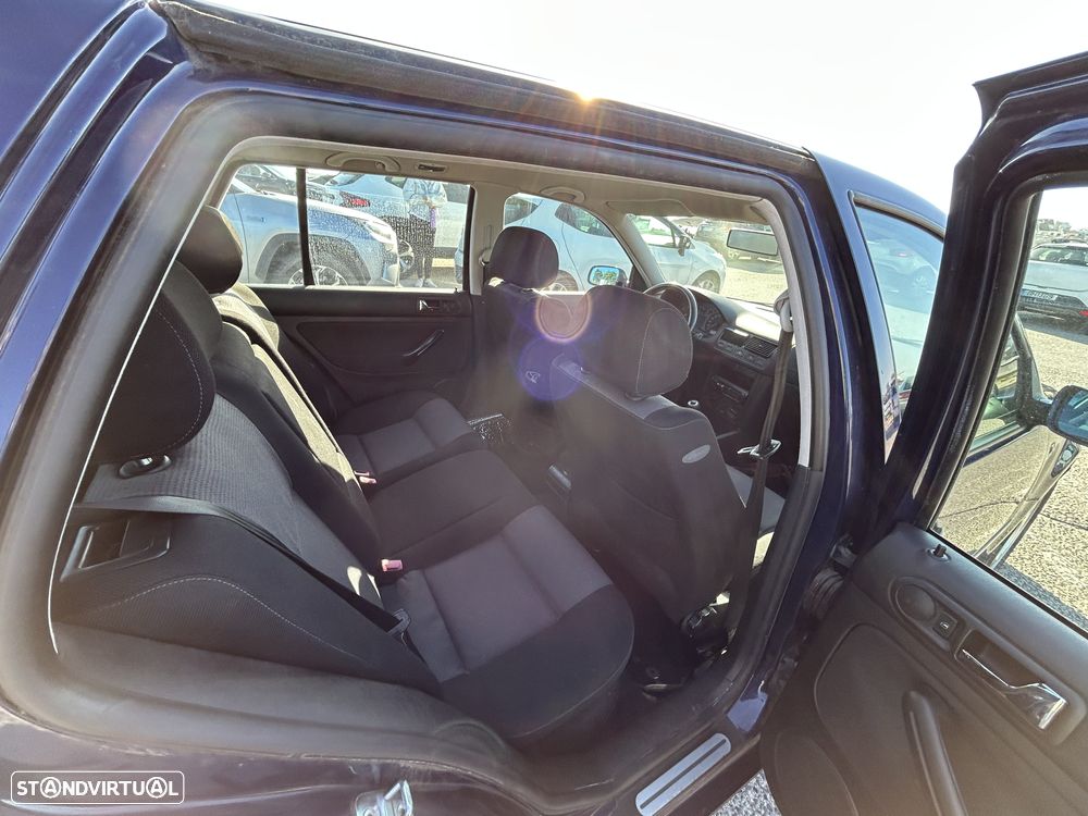 VW Golf 1.4i 25 Anos - 9