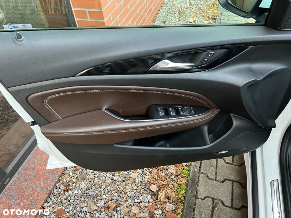 Opel Insignia 2.0 CDTI Executive - 21
