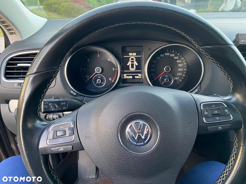 Volkswagen Golf 2.0 TDI DPF DSG MATCH - 7