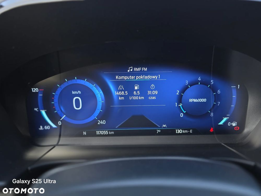 Ford Kuga 1.5 EcoBoost ST-LINE - 7