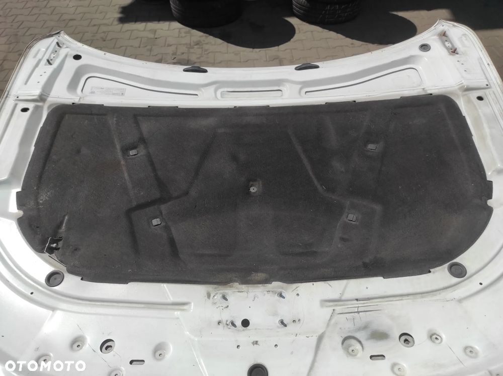 WYGŁUSZENIE WYCISZENIE MASKI AUDI A4 B8 + SPINKI 8K0 WYSYŁKA !!!!