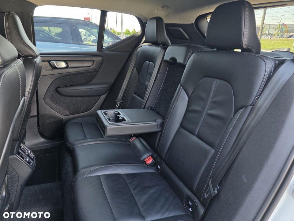 Volvo XC 40 - 15