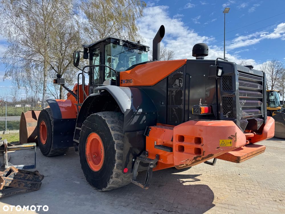 Hitachi ZW310-6 / 966M / 972M / L150 - 2