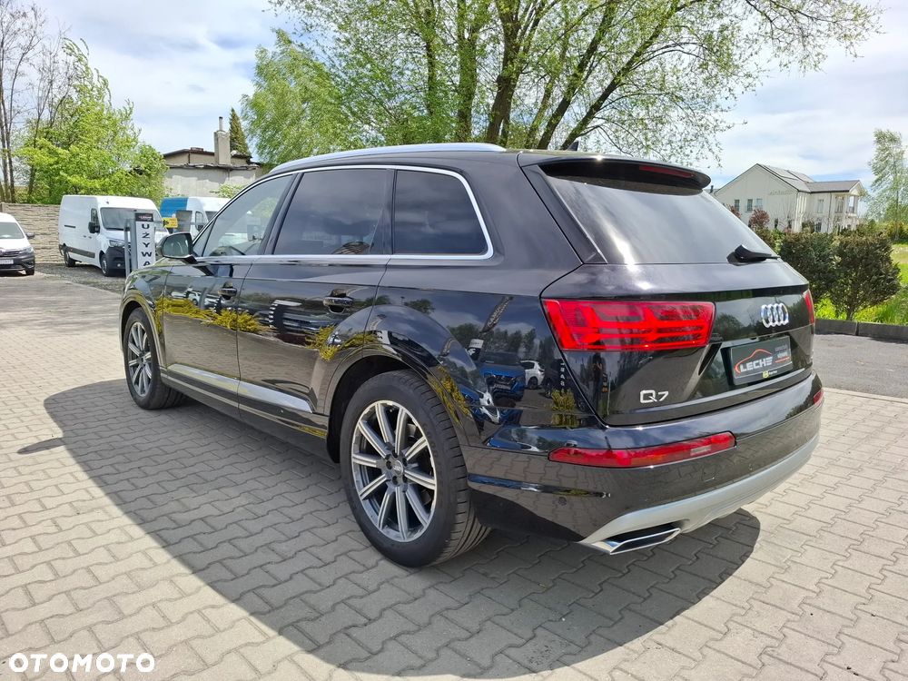 Audi Q7 - 32