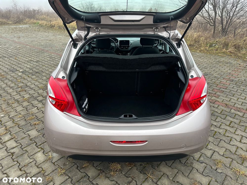 Peugeot 208 1.6 VTi Allure - 20