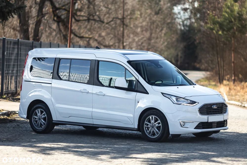 Ford Tourneo Connect Grand - 10