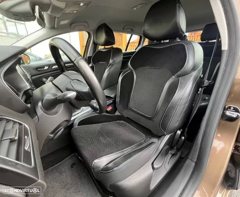 Renault Mégane Sport Tourer 1.6 dCi Limited - 32