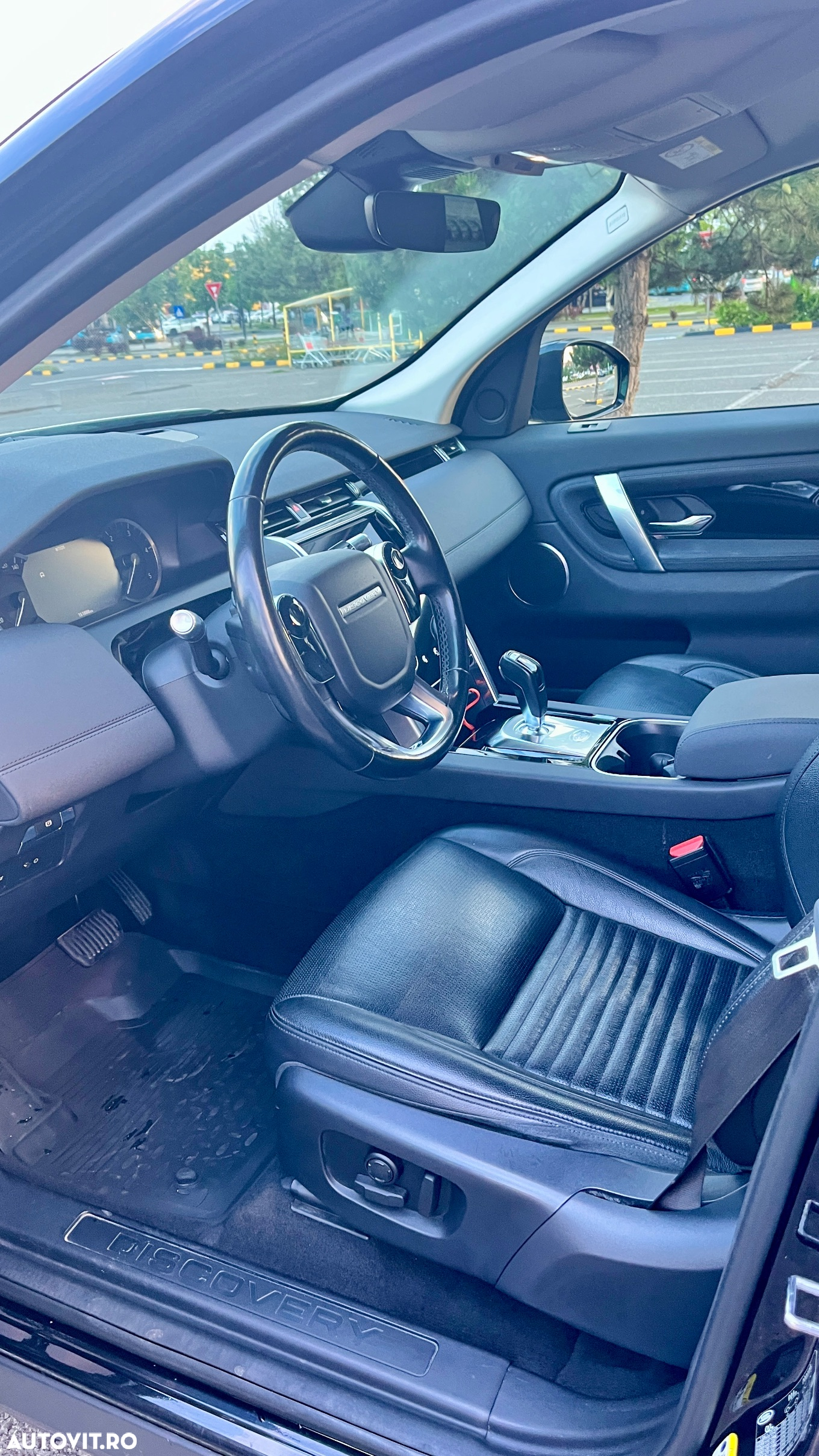 Land Rover Discovery Sport 2.0 D165 MHEV - 4