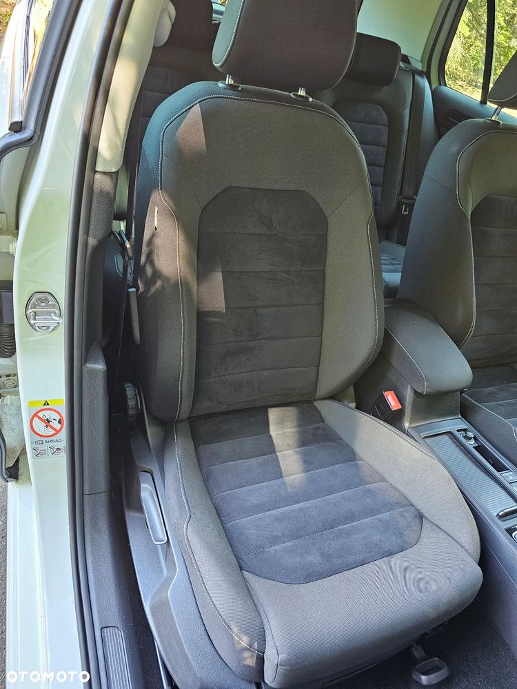 Volkswagen Golf 1.4 TSI BMT Highline DSG - 38
