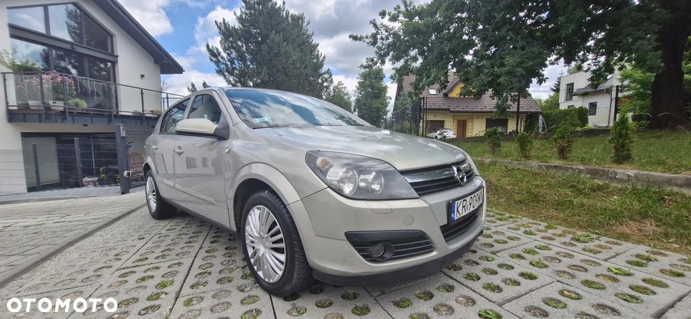 Opel Astra 1.9 CDTI - 3