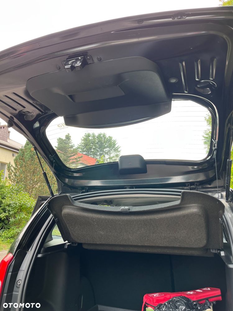 Dacia Duster 1.6 SCe Laureate S&S - 10