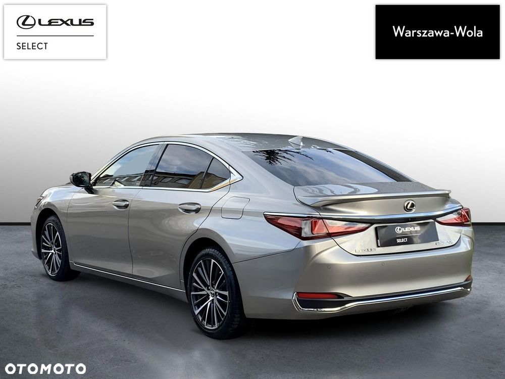 Lexus ES 300h Business Edition - 5