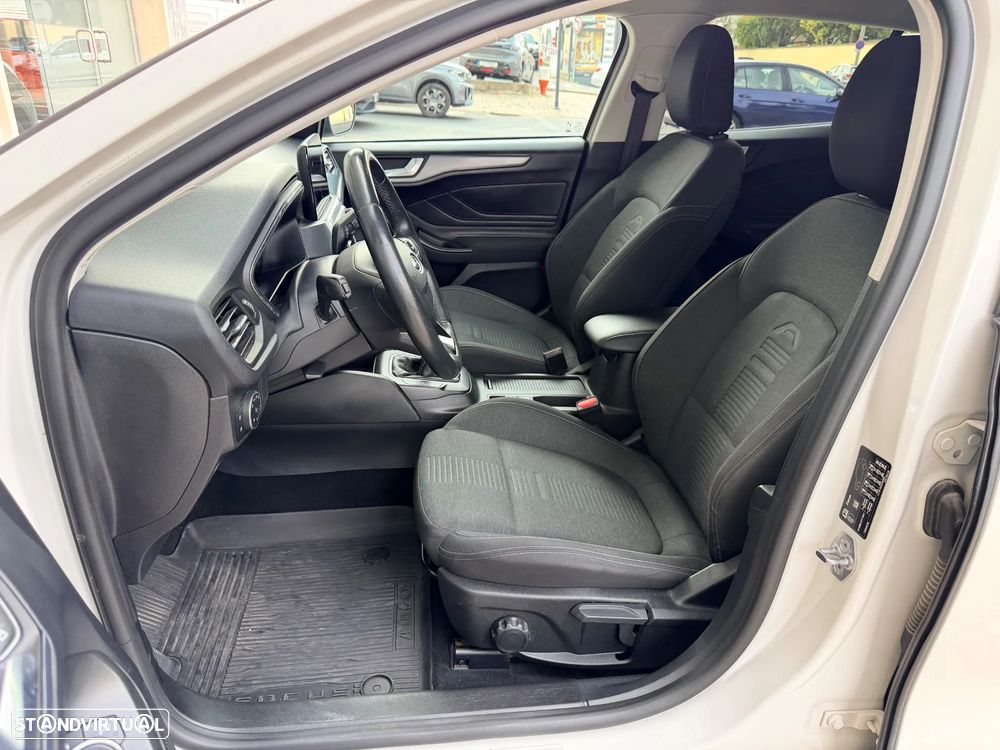 Ford Focus SW 1.0 EcoBoost Active X - 20