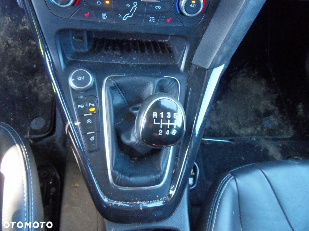 Ford Focus 1.0 EcoBoost STart-Stopp-System TITANIUM - 22