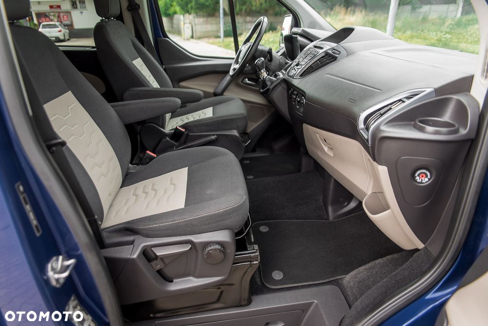 Ford Tourneo Custom 2.0 TDCi L1 Titanium - 30