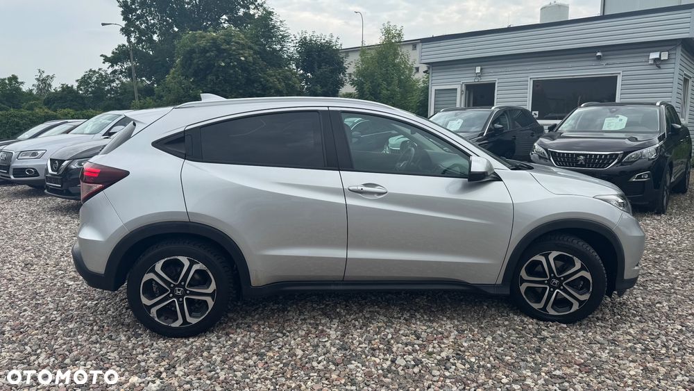 Honda HR-V 1.5 i-VTEC CVT Executive - 16