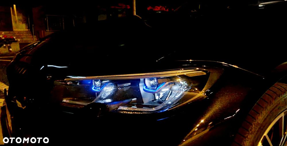 BMW Seria 3 320e xDrive - 16