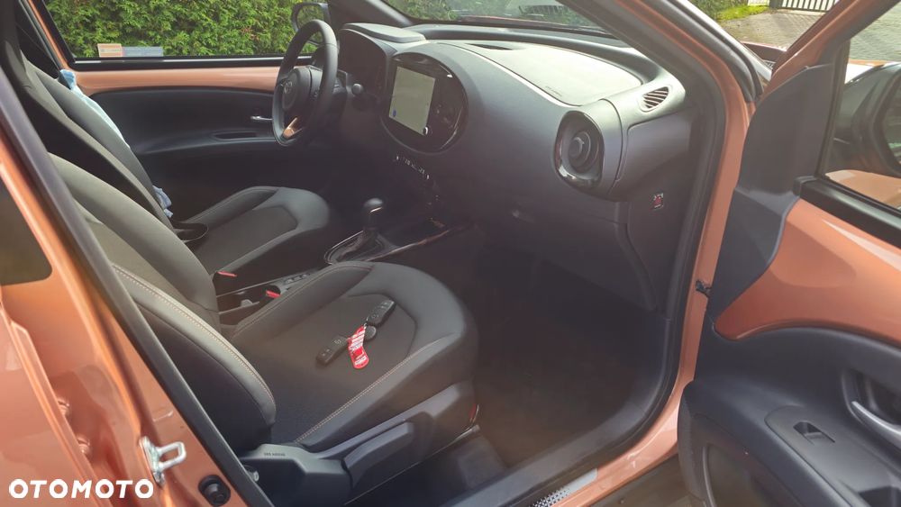 Toyota Aygo X Hybrid 1.5 Style e-CVT - 19