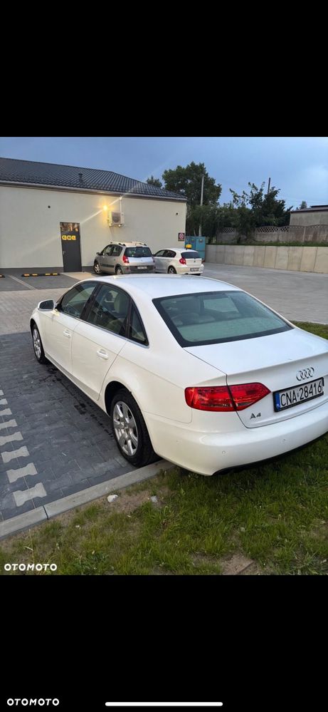 Audi A4 Limousine - 2