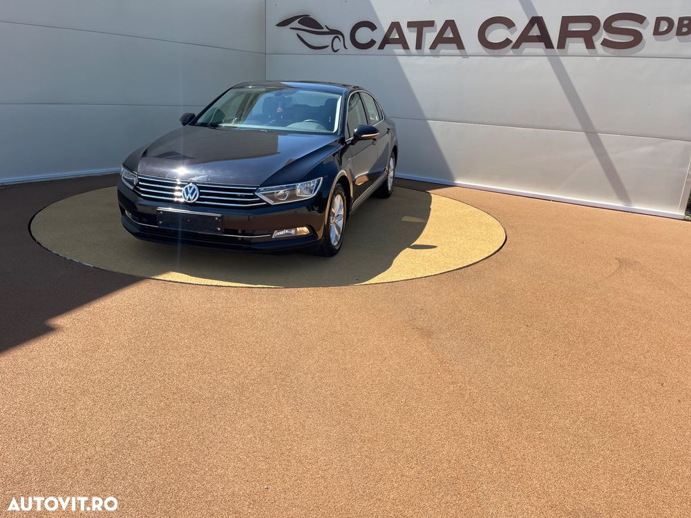 Volkswagen Passat 2.0 TDI SCR Comfortline - 3