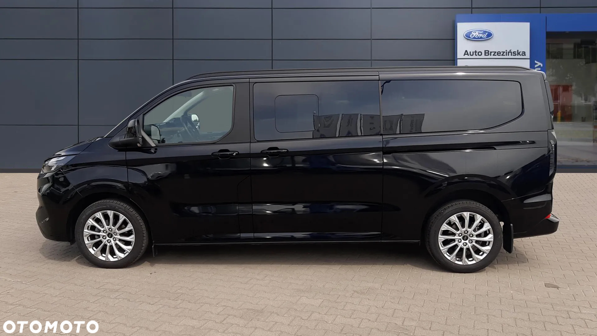 Ford Tourneo Custom 2.0 EcoBlue 320 AWD L2 Titanium - 5