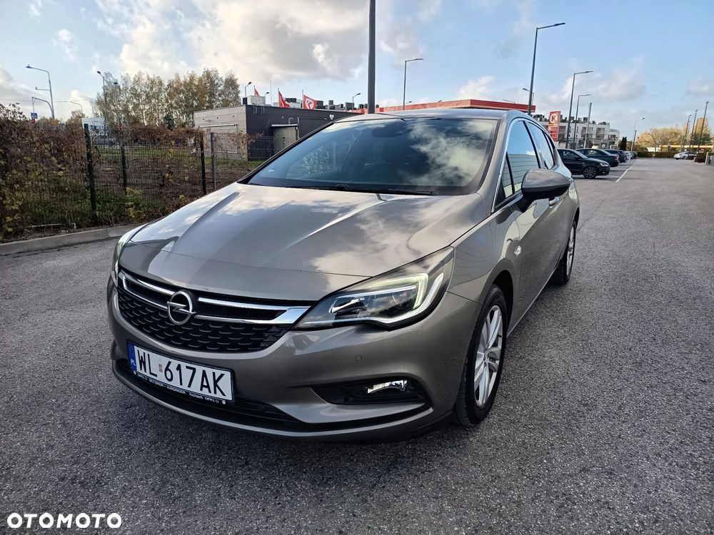 Opel Astra 1.4 T Elite - 1