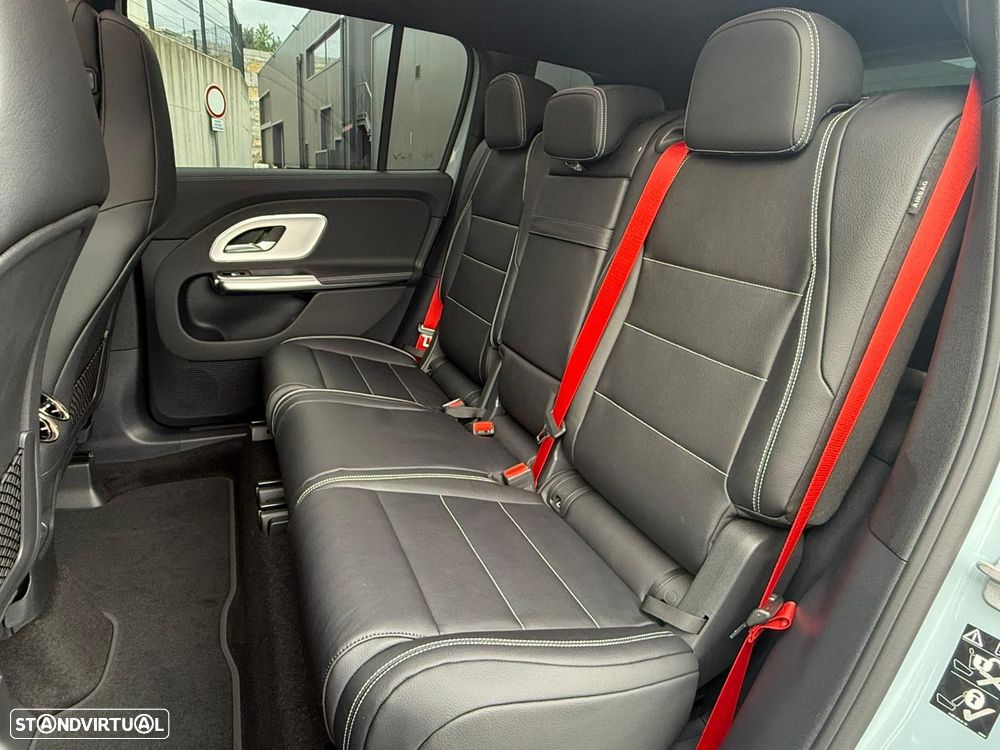 Mercedes-Benz GLB 250+ - 17