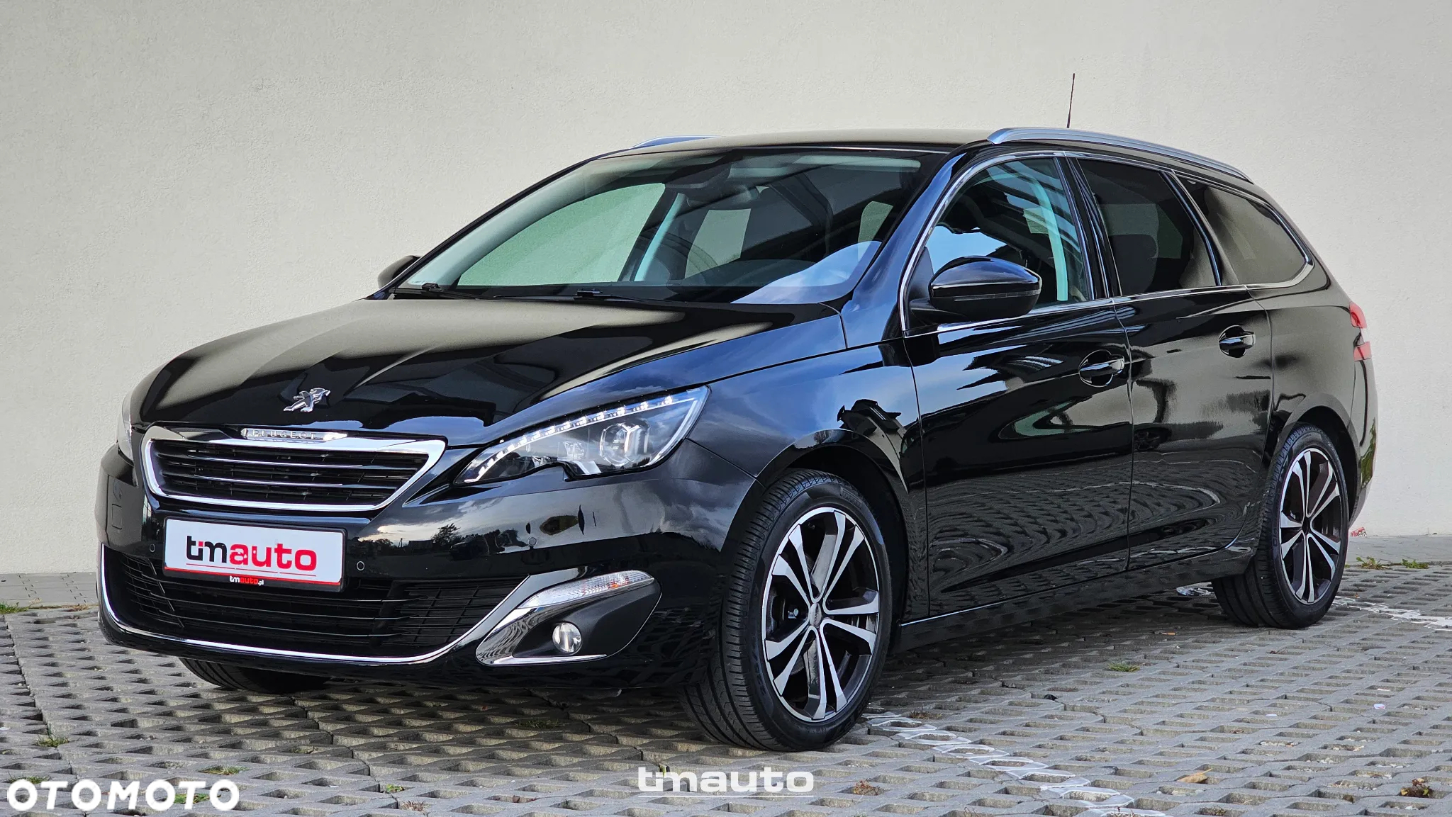 Peugeot 308 SW 1.2 PureTech Allure S&S - 2