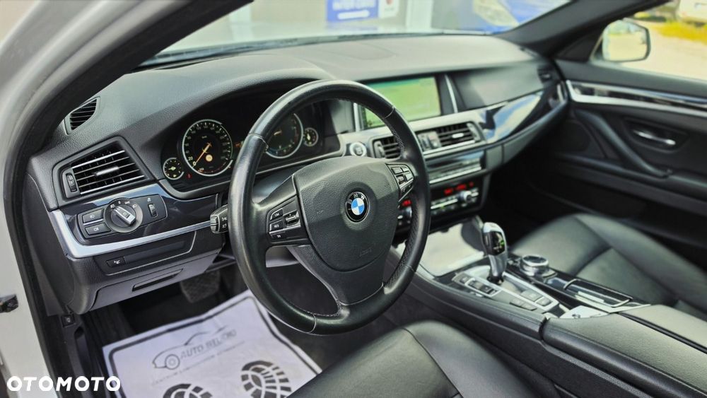 BMW Seria 5 520d xDrive Luxury Line - 15