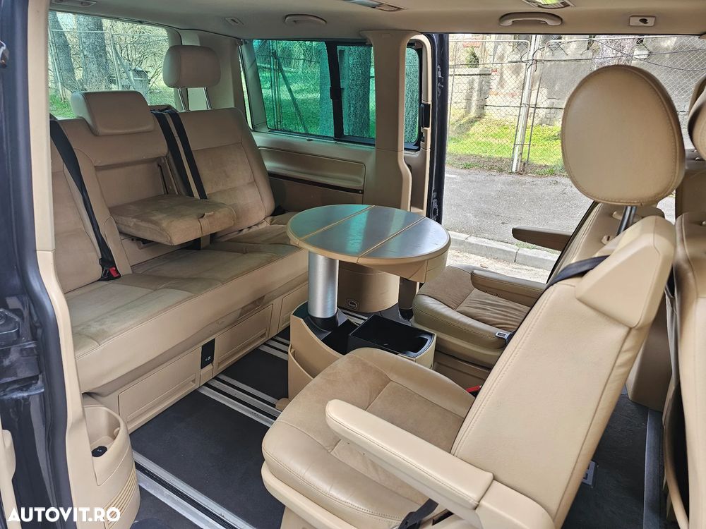 Volkswagen Multivan - 5