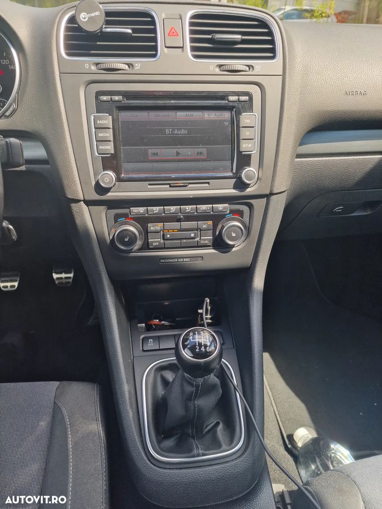 Volkswagen Golf 1.2 TSI - 8
