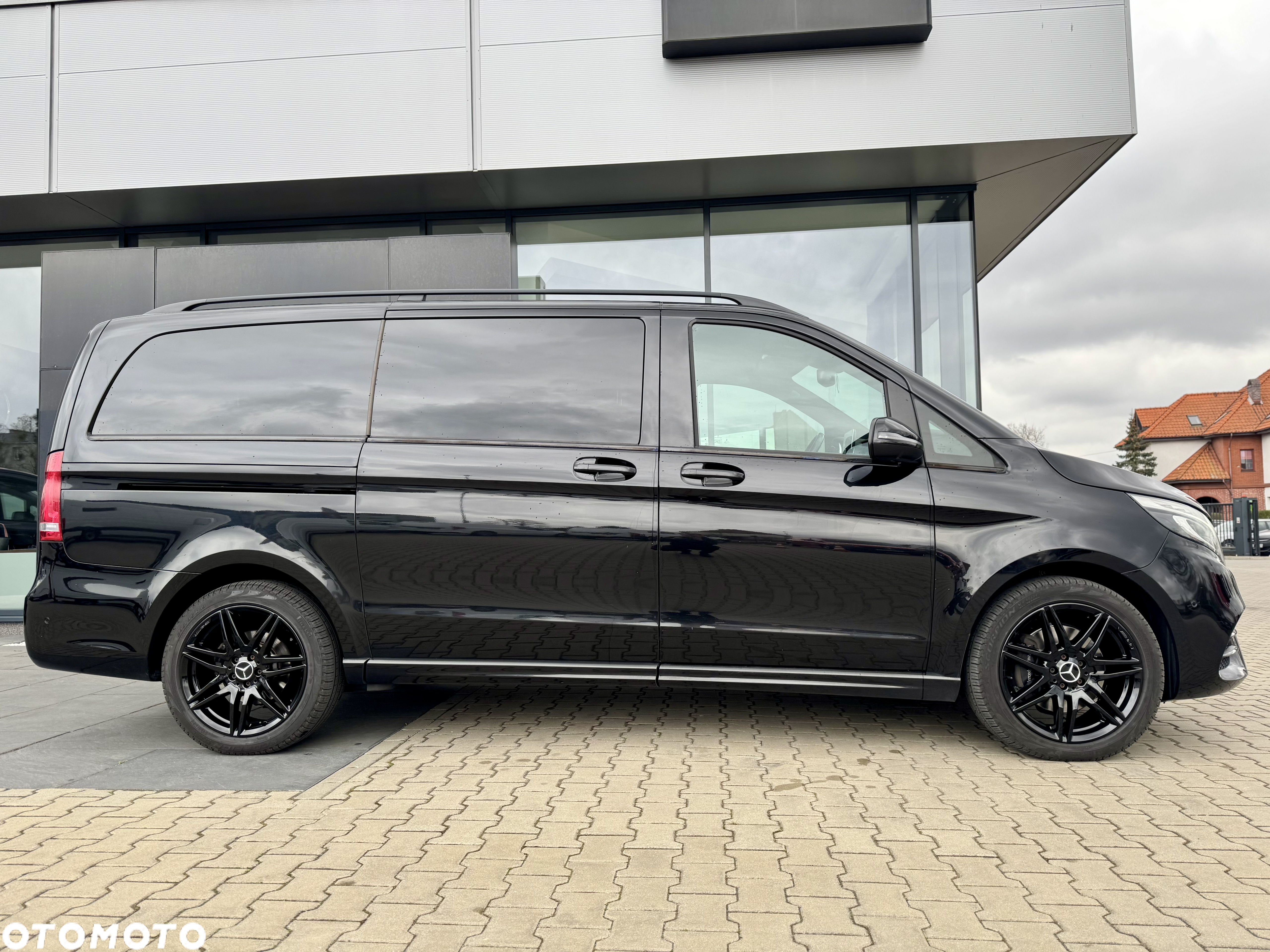Mercedes-Benz Klasa V 250 d 4-Matic Avantgarde 7G-Tronic (d³ugi) - 5