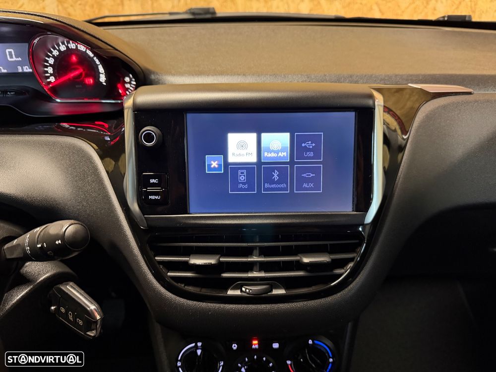 Peugeot 208 82 VTI Style - 18