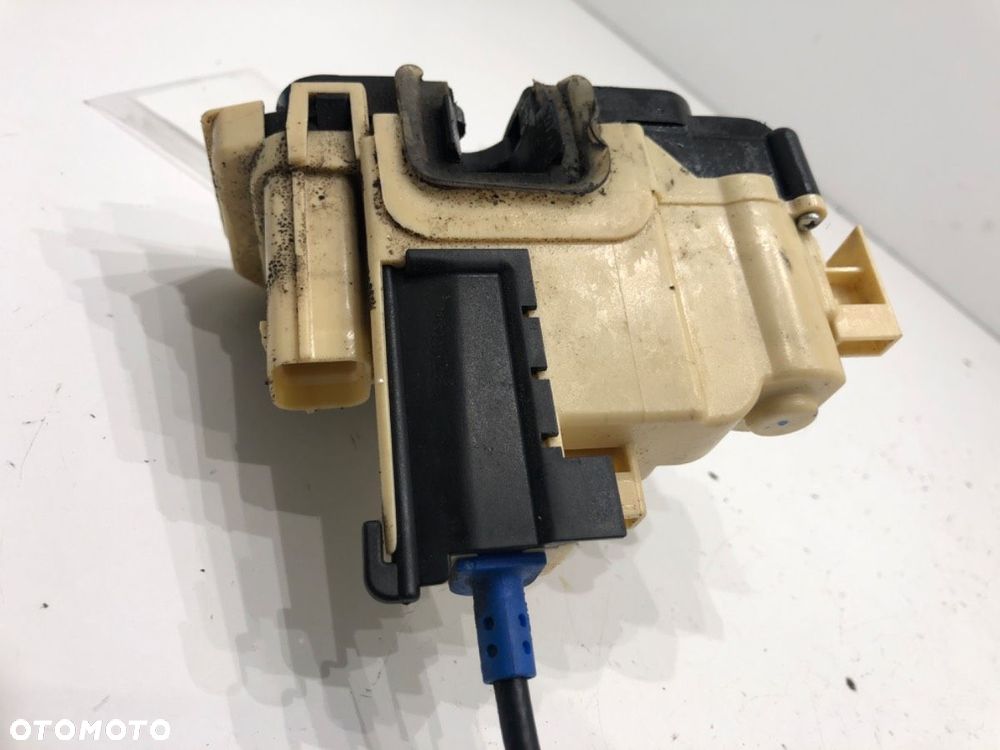 ZAMEK DRZWI PRAWY PRZÓD - 59.00 PLN - FIAT PANDA (312_, 319_) 2012 - 2022 1.2 (312PXA1A) 51 kW [69 - 2