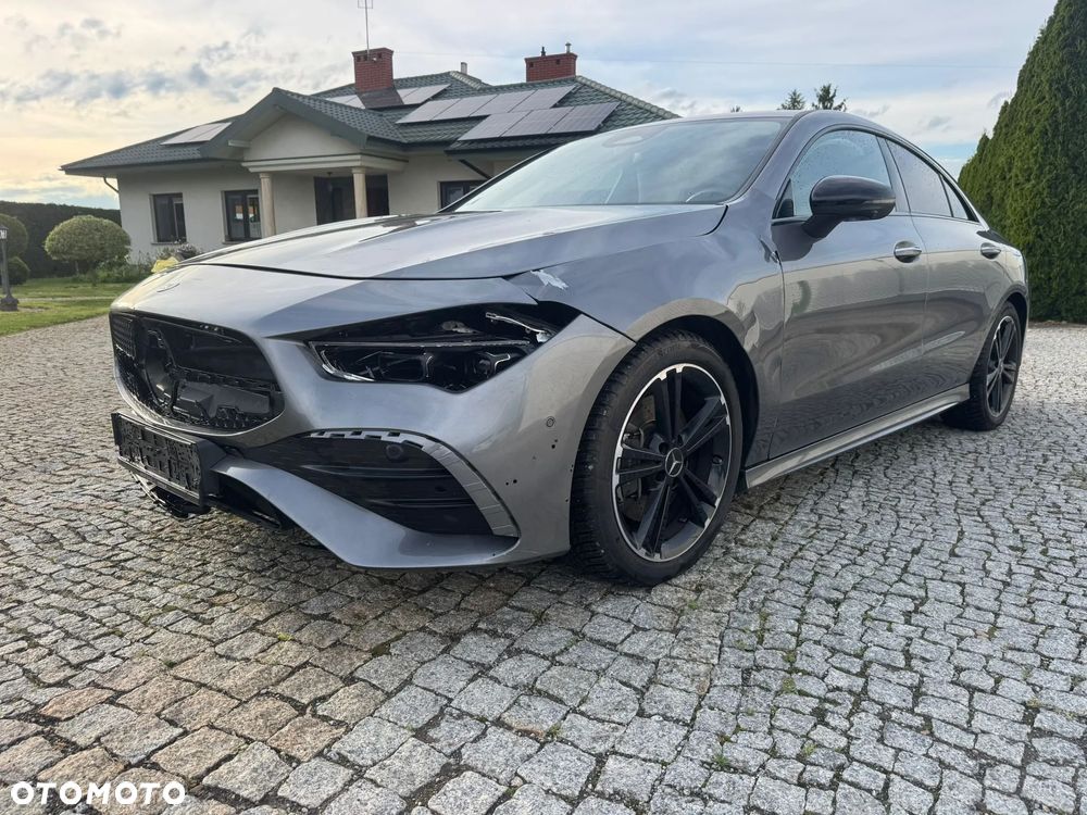 Mercedes-Benz CLA 200 d 8G-DCT AMG Line - 14