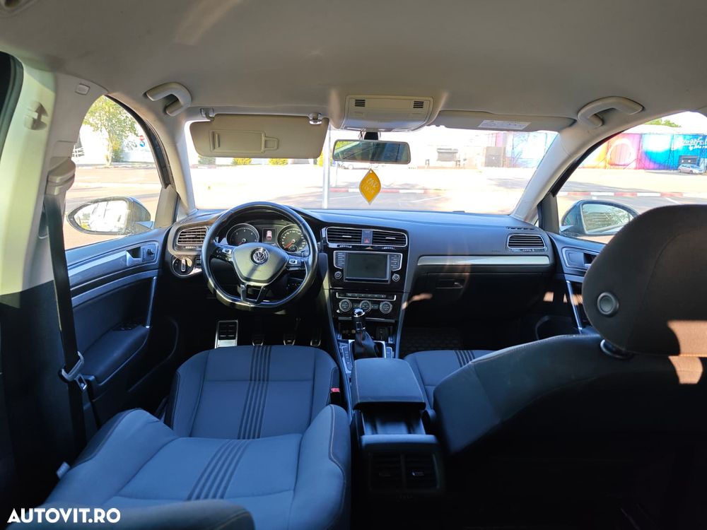 Volkswagen Golf 1.6 TDI BMT Comfortline - 13