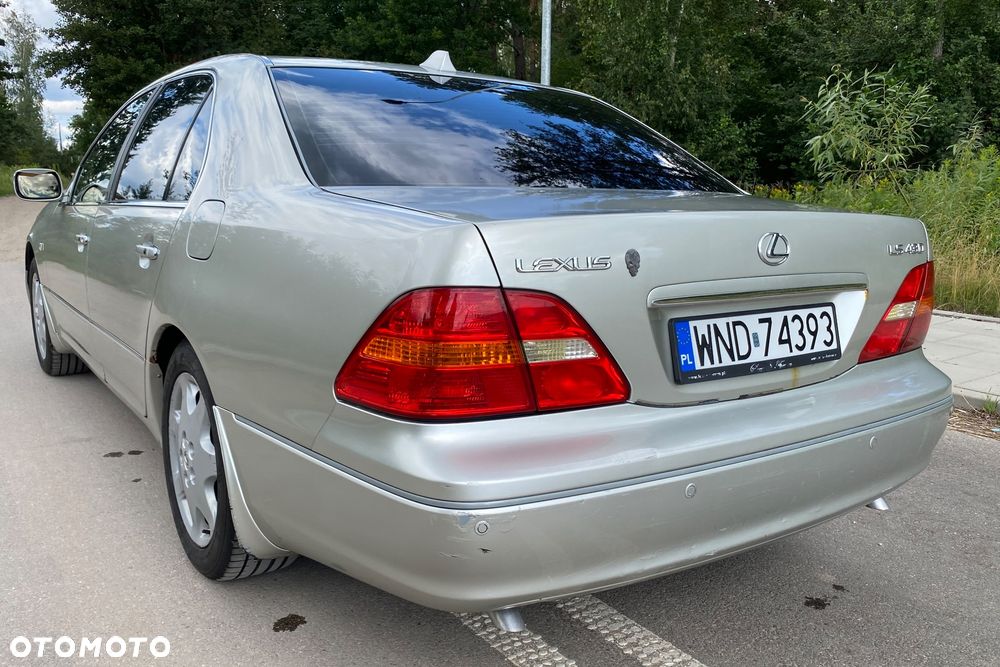 Lexus LS Prezydent - 9