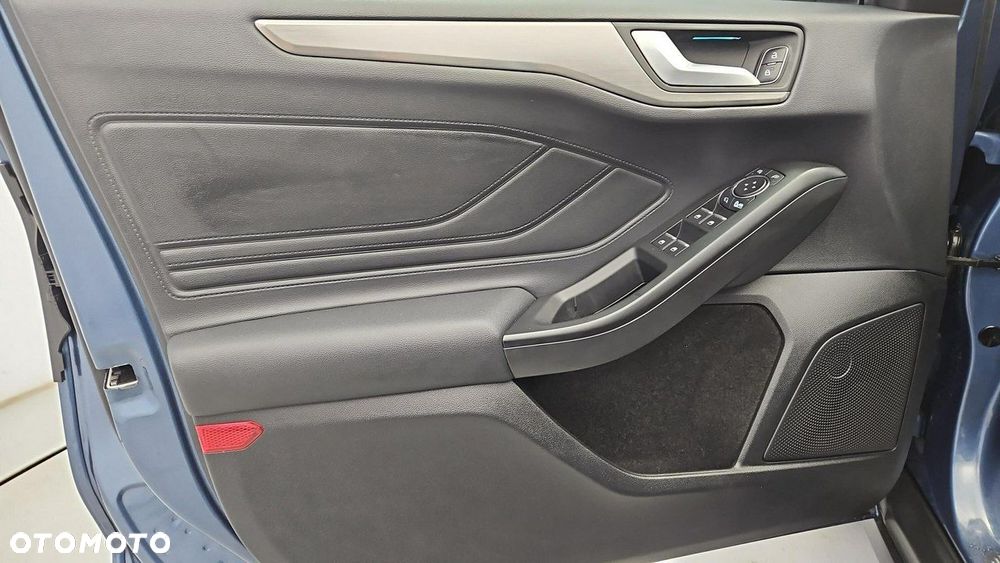 Ford Focus 1.0 EcoBoost Titanium ASS - 10