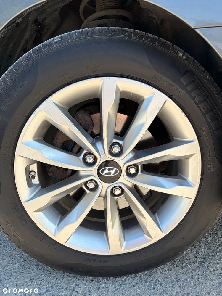 Hyundai i30 1.4 Base EU5 - 17