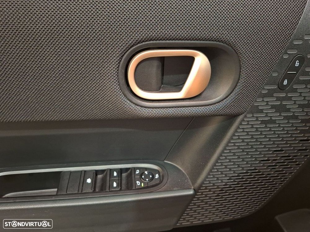 MINI Cabrio C Favoured - 19