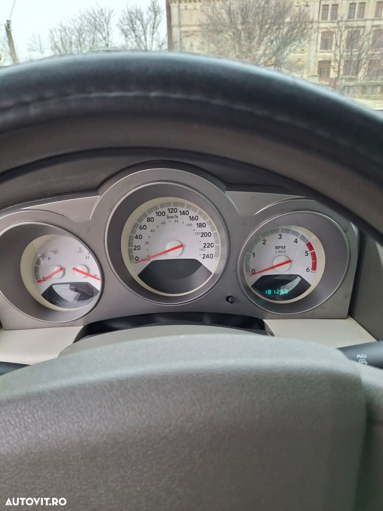 Dodge Avenger 2.0L CRD SXT - 4