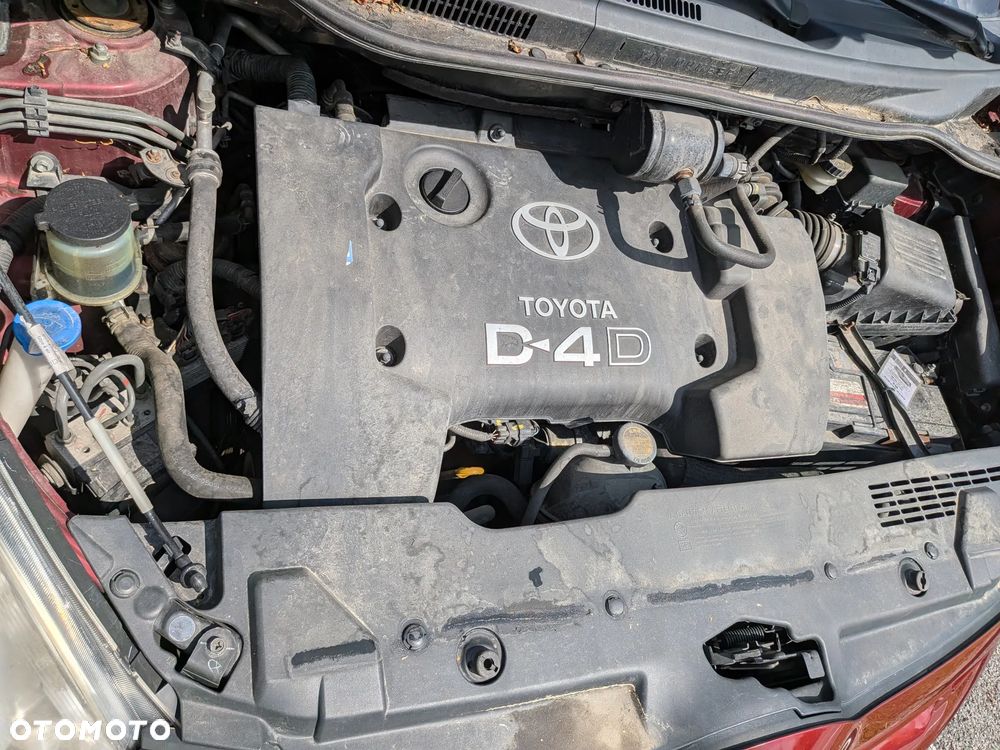 Toyota Corolla Verso 2.0 D-4D Sol 7os - 19