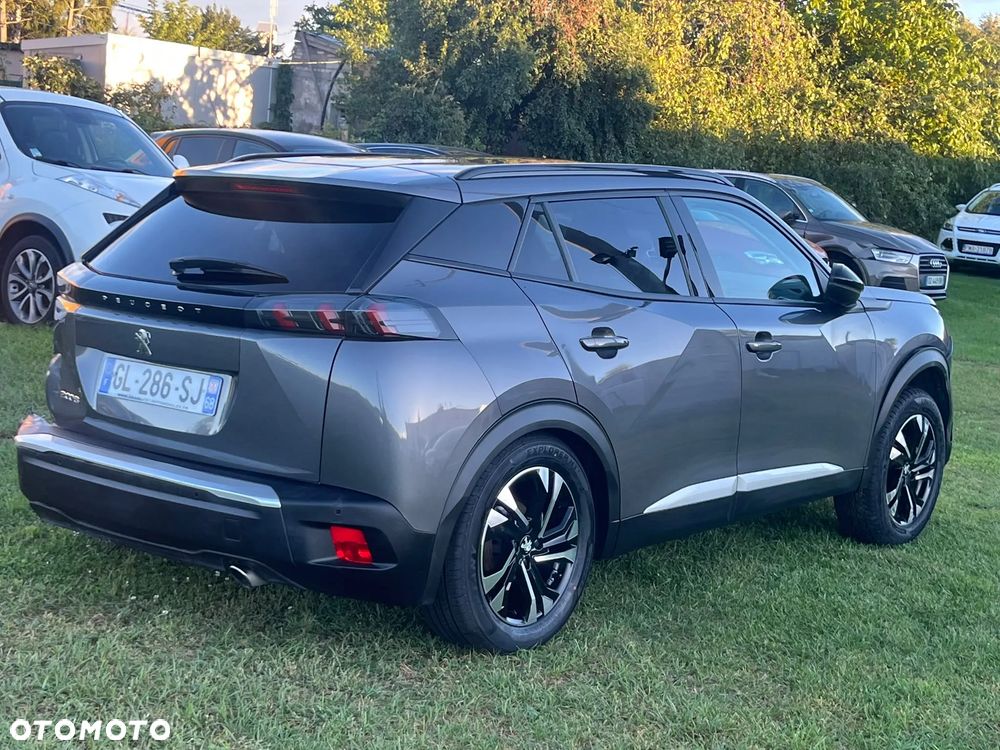 Peugeot 2008 BlueHDi 130 EAT8 Allure - 23